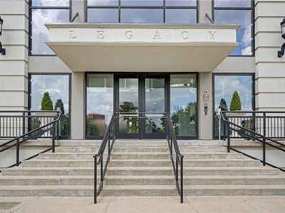 401 W Watson St APT 508