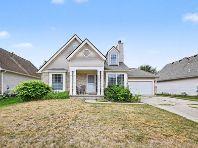 8433 Barrington Dr