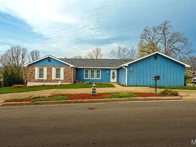 1801 Independence Rd