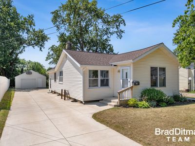 818 Bryant St SW