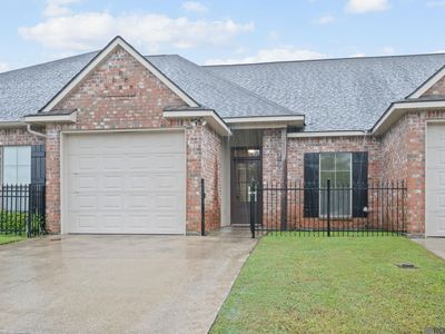 Property at 26718 Palmetto Lake Ct W #26718, Denham Springs, LA