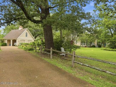 567 Mannsdale Rd