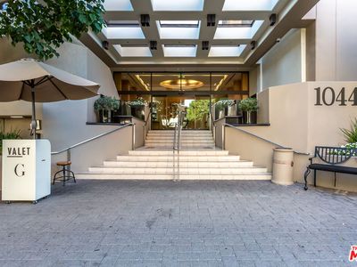 10445 Wilshire Blvd APT 1806