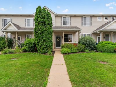 83 Strawflower Ct