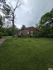 3300 E Washington St