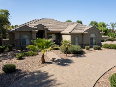 2091 E COCONINO Court
