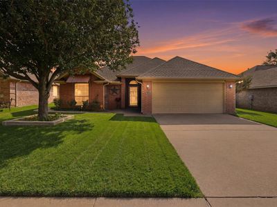 708 Hillcrest Dr