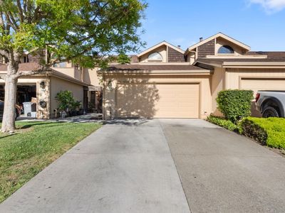 2350 Leptis Cir