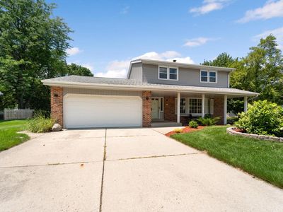 5115 Russell COURT EAST East