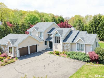 2 Executive Hill Road
