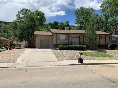 2215 Montezuma Rd