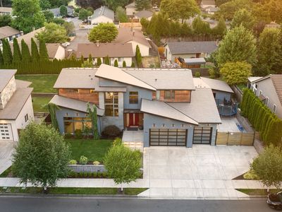 1118 NE 145th Ave