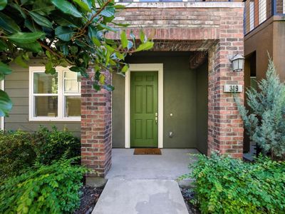 319 Charles Morris Ter