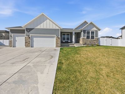 3641 S Hiawatha Cir