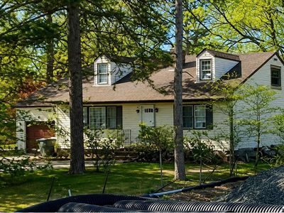 1050 W County Line Road