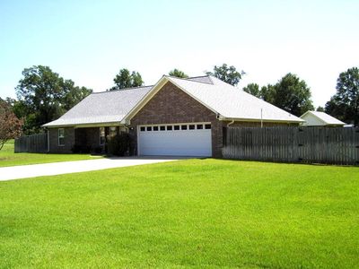 Property at 104 Shalie Cv, Ashdown, AR