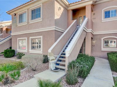 300 Pine Haven St APT 105