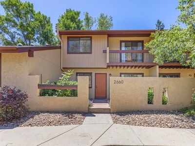 2660 Hawthorne Pl