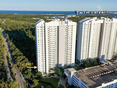 15051 Royal Oaks Ln APT 401