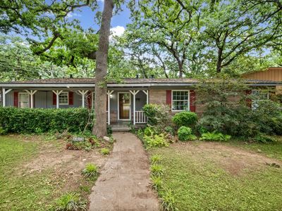 1311 W Lavender Ln