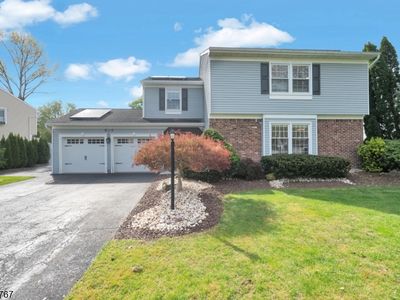 55 Alexandria Dr