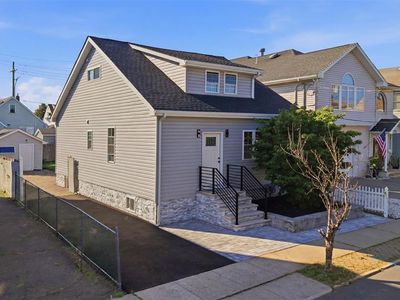 15 Morrissee Ave
