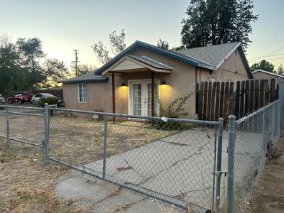 4959 E McKenzie Ave
