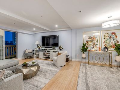 183-183-185A Massachusetts Ave #602