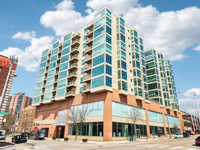 1550 E Royall PLACE #607