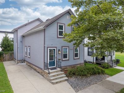 3004 Monroe Ave