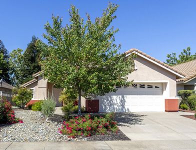 5329 Angelrock Loop