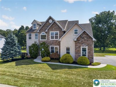 740 Mohican Dr