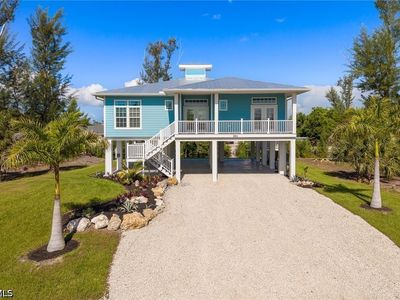 Property at 3811 Crestwell Ct, Saint James City, FL
