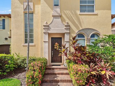 115 VIA POINCIANA Lane
