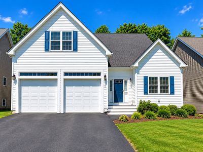 23 Dickens Ln