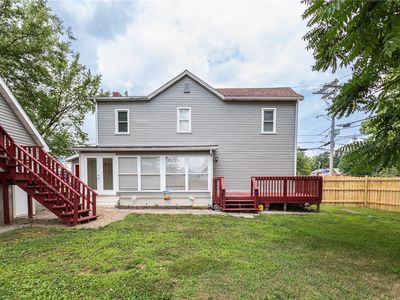 353 Derrick Ave