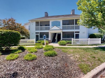 2854 S Knightsbridge Cir