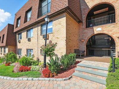 348 Central Park Avenue #C15