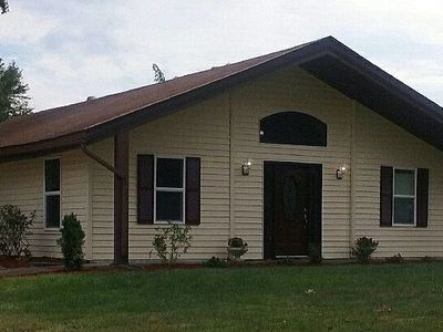 Property at 906 E Prairie St, Jerseyville, IL