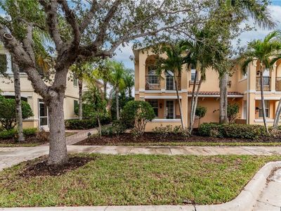 8102 Chianti Ln