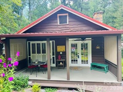 23 Leatherwood Ln