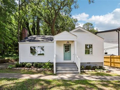 515 Casanova St SE