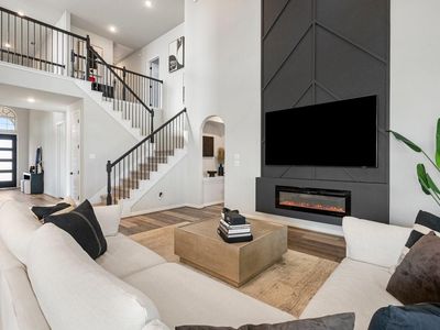 1702 Darwin Cedar Dr