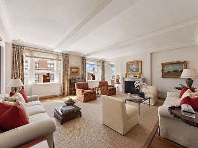 141 E 72nd St Floor 13