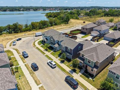 5724 Topwater Trl