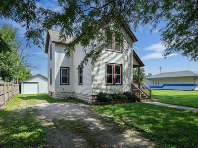 115 W Scott St