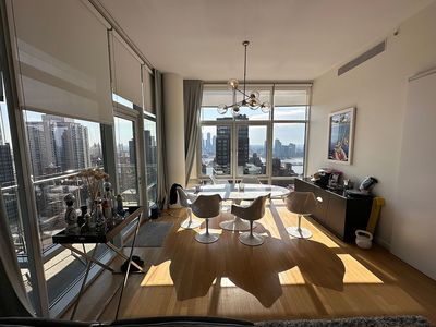 310 E 53rd St APT 28A