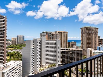 411 Hobron Ln APT 2603