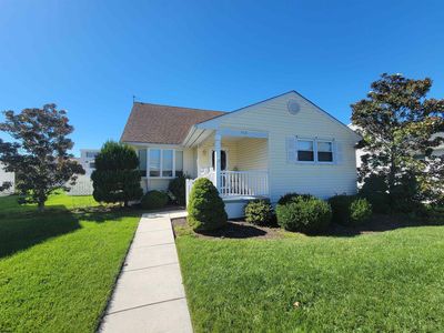 208 Clipper Dr