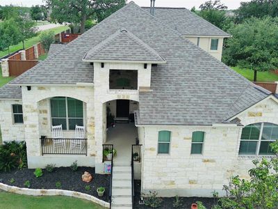 102 McCoy Cir